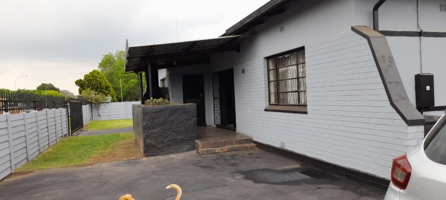 3 Bedroom Property for Sale in Dalview Gauteng