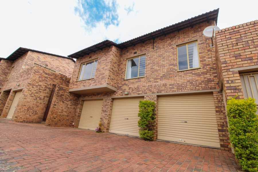 1 Bedroom Property for Sale in Morningside Gauteng