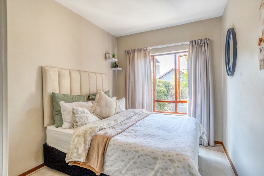 2 Bedroom Property for Sale in Fourways Gardens Gauteng