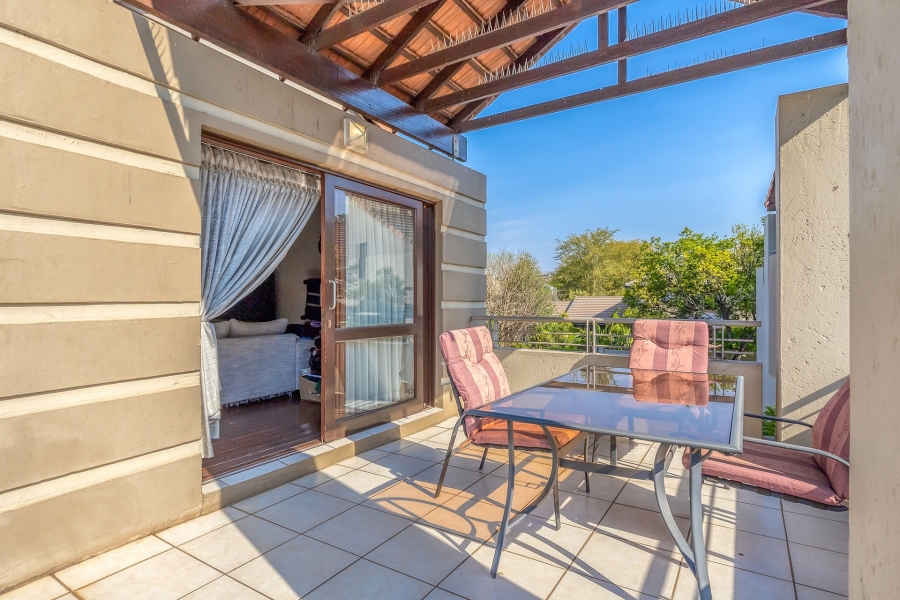 2 Bedroom Property for Sale in Fourways Gardens Gauteng