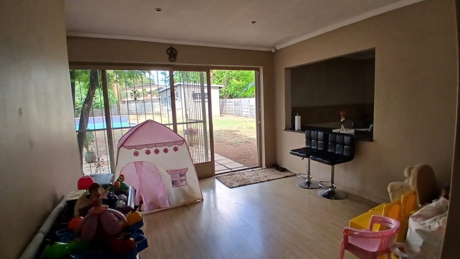 3 Bedroom Property for Sale in Wierda Park Gauteng