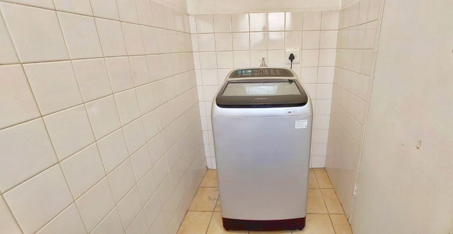 To Let 3 Bedroom Property for Rent in Halfway Gardens Gauteng
