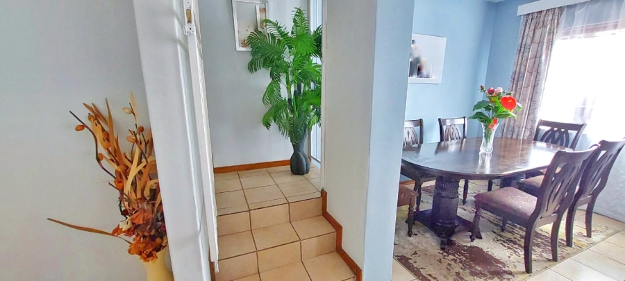 To Let 3 Bedroom Property for Rent in Halfway Gardens Gauteng