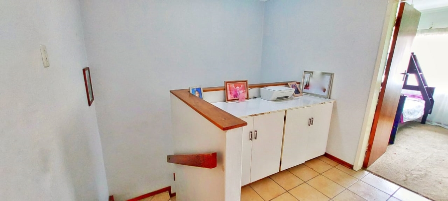 To Let 3 Bedroom Property for Rent in Halfway Gardens Gauteng