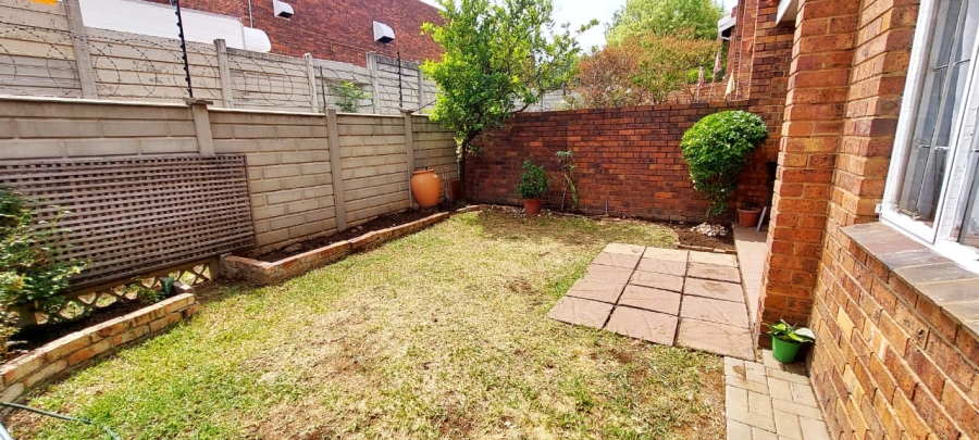 To Let 3 Bedroom Property for Rent in Halfway Gardens Gauteng