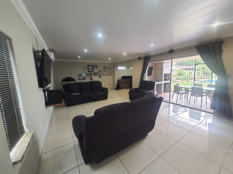 3 Bedroom Property for Sale in Vanderbijlpark SW 5 Gauteng