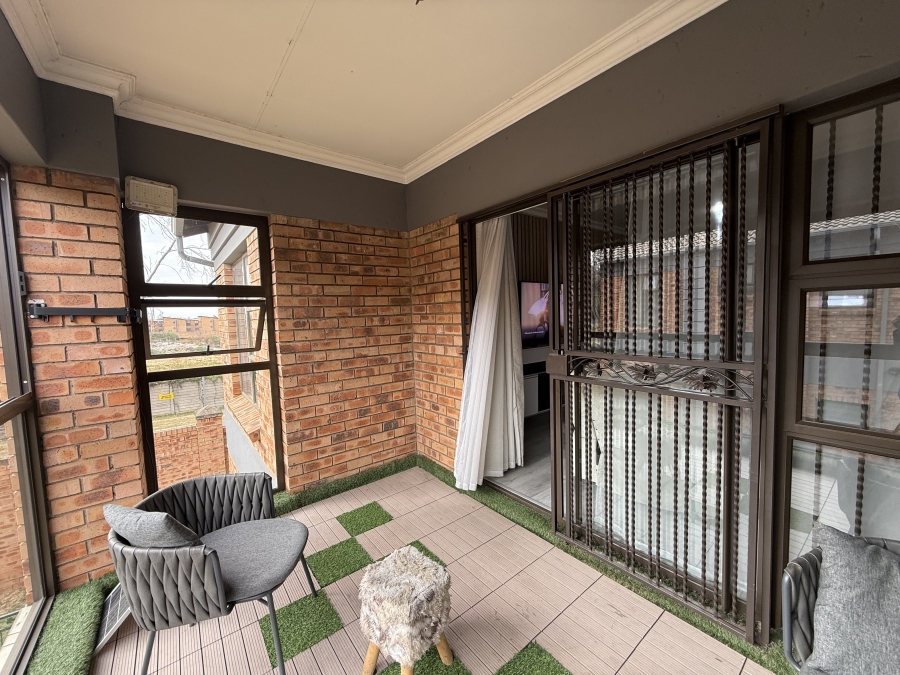 To Let 2 Bedroom Property for Rent in Ravenswood Gauteng