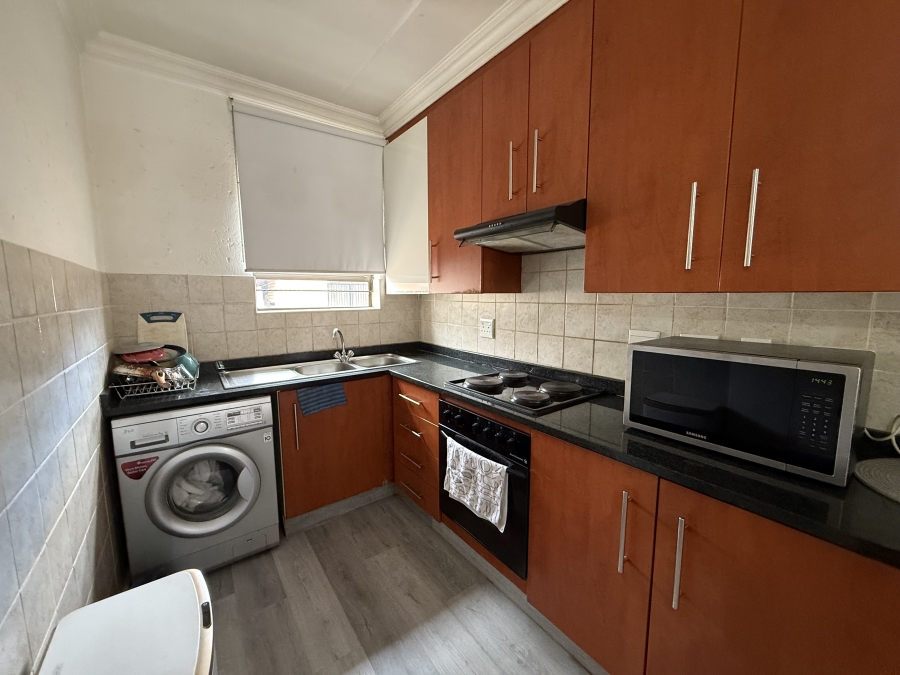 To Let 2 Bedroom Property for Rent in Ravenswood Gauteng