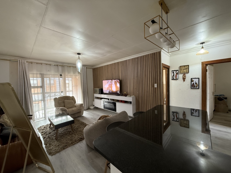 To Let 2 Bedroom Property for Rent in Ravenswood Gauteng