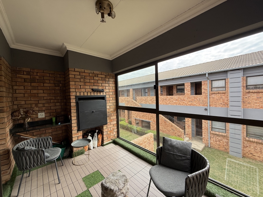 To Let 2 Bedroom Property for Rent in Ravenswood Gauteng