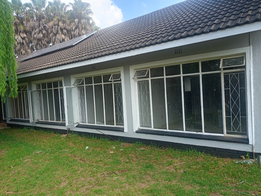 4 Bedroom Property for Sale in Sonland Park Gauteng