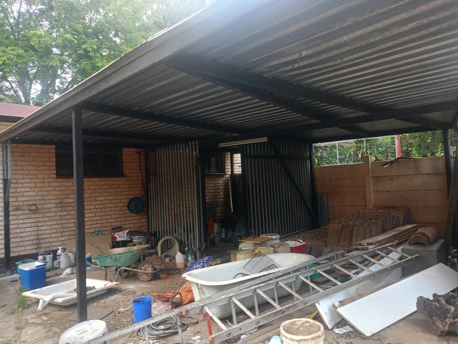 4 Bedroom Property for Sale in Sonland Park Gauteng