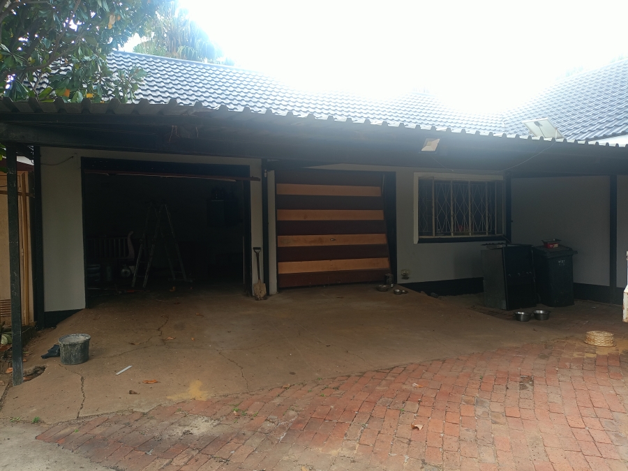 4 Bedroom Property for Sale in Sonland Park Gauteng