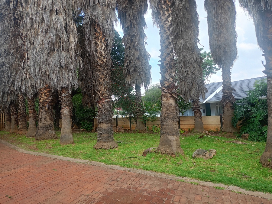 4 Bedroom Property for Sale in Sonland Park Gauteng