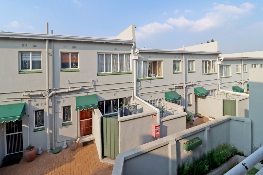 To Let 3 Bedroom Property for Rent in Fairland Gauteng