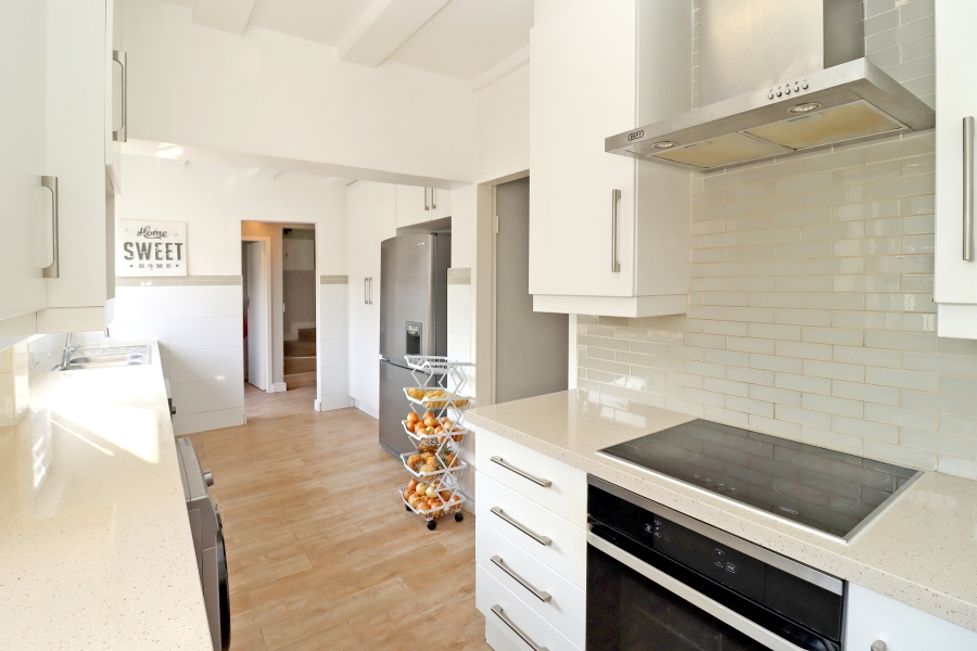 To Let 3 Bedroom Property for Rent in Fairland Gauteng