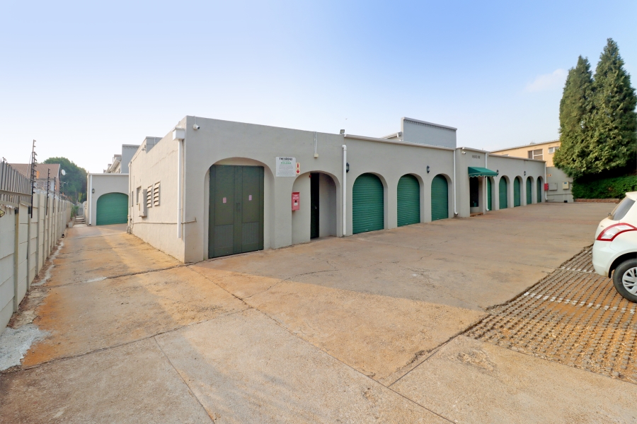 To Let 3 Bedroom Property for Rent in Fairland Gauteng