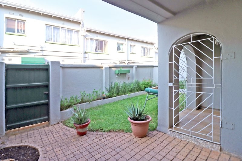 To Let 3 Bedroom Property for Rent in Fairland Gauteng
