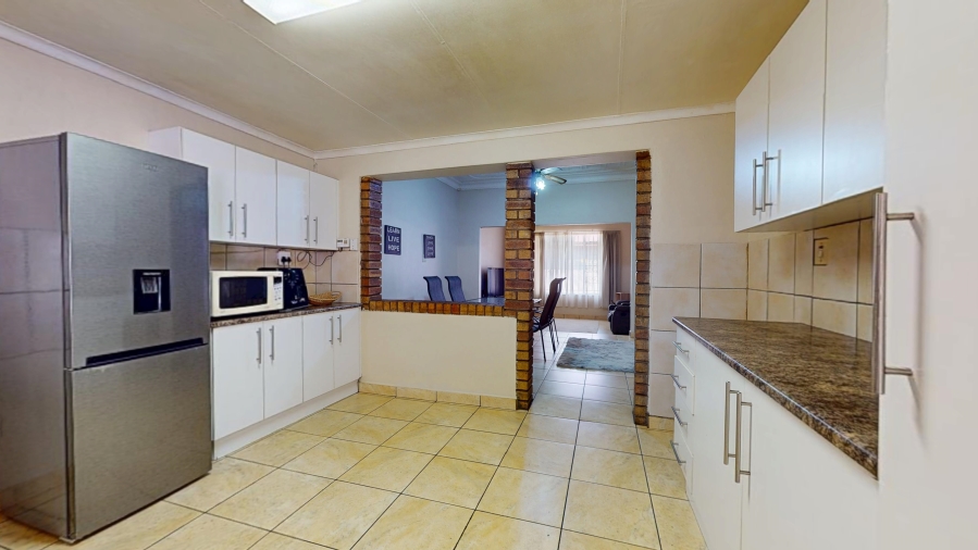 6 Bedroom Property for Sale in Boksburg North Gauteng
