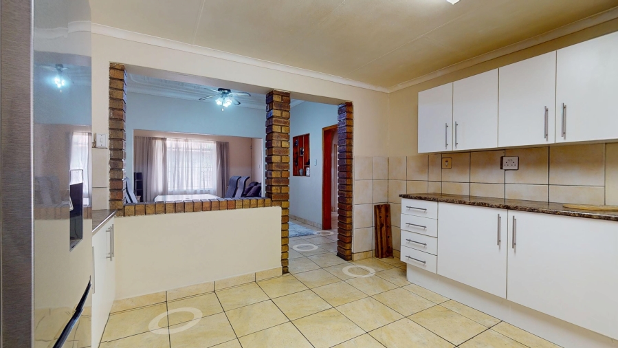 6 Bedroom Property for Sale in Boksburg North Gauteng