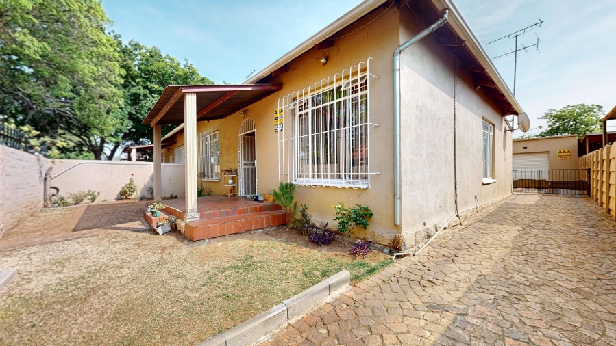 6 Bedroom Property for Sale in Boksburg North Gauteng