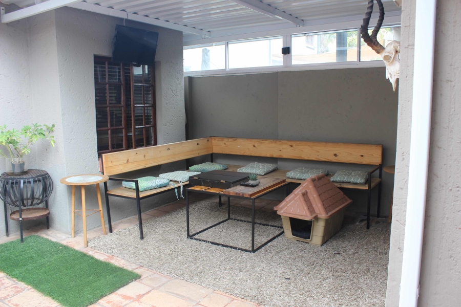 3 Bedroom Property for Sale in Glen Marais Gauteng