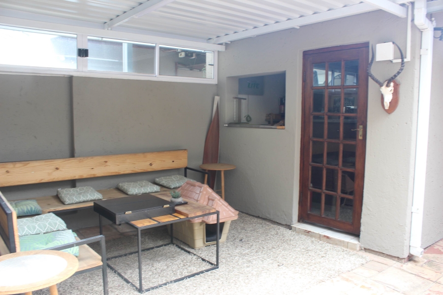 3 Bedroom Property for Sale in Glen Marais Gauteng