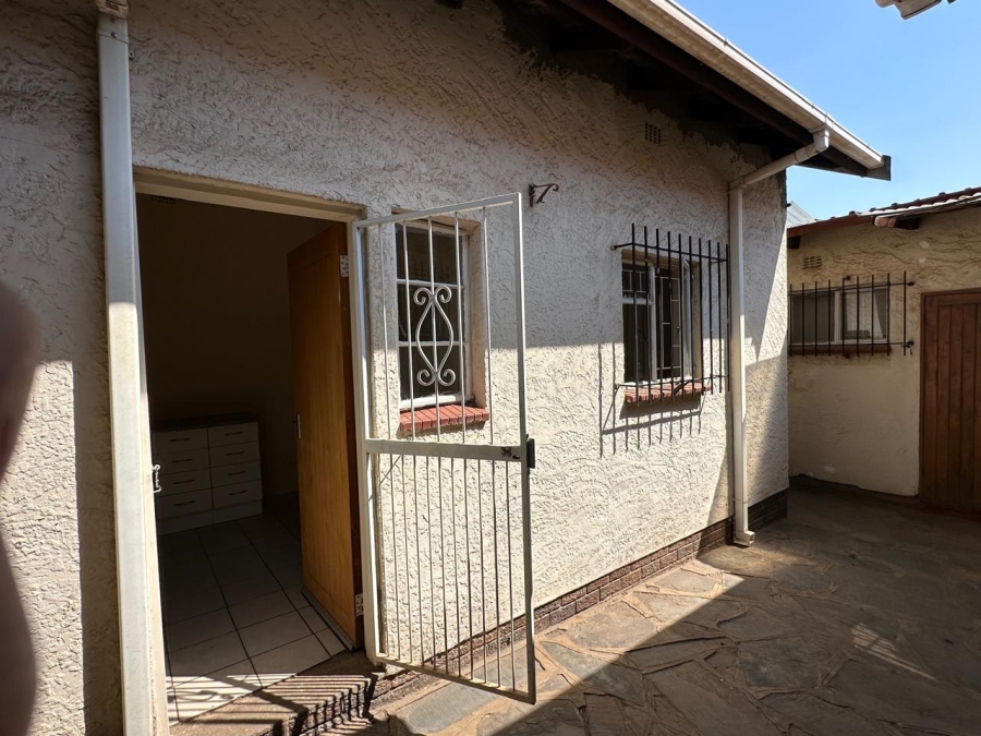 To Let 2 Bedroom Property for Rent in Highway Gardens Gauteng