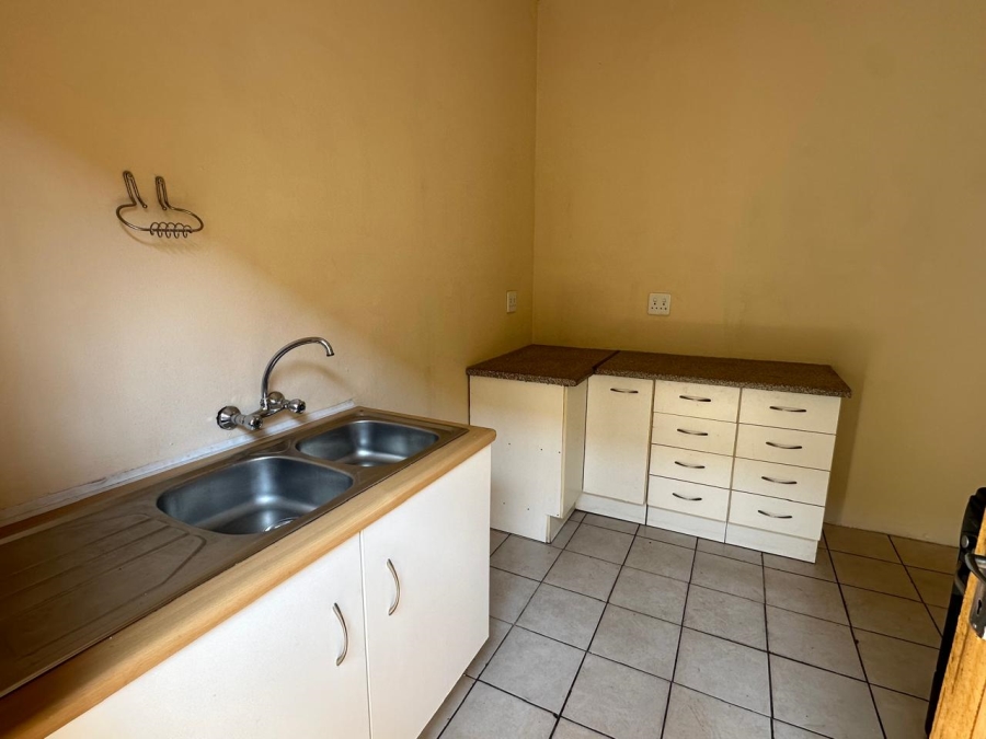 To Let 2 Bedroom Property for Rent in Highway Gardens Gauteng