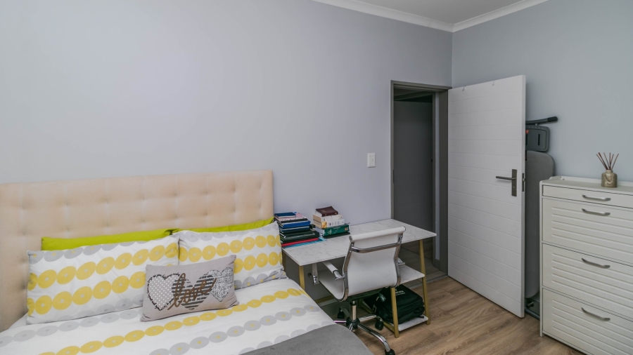 To Let 2 Bedroom Property for Rent in Blue Hills Gauteng