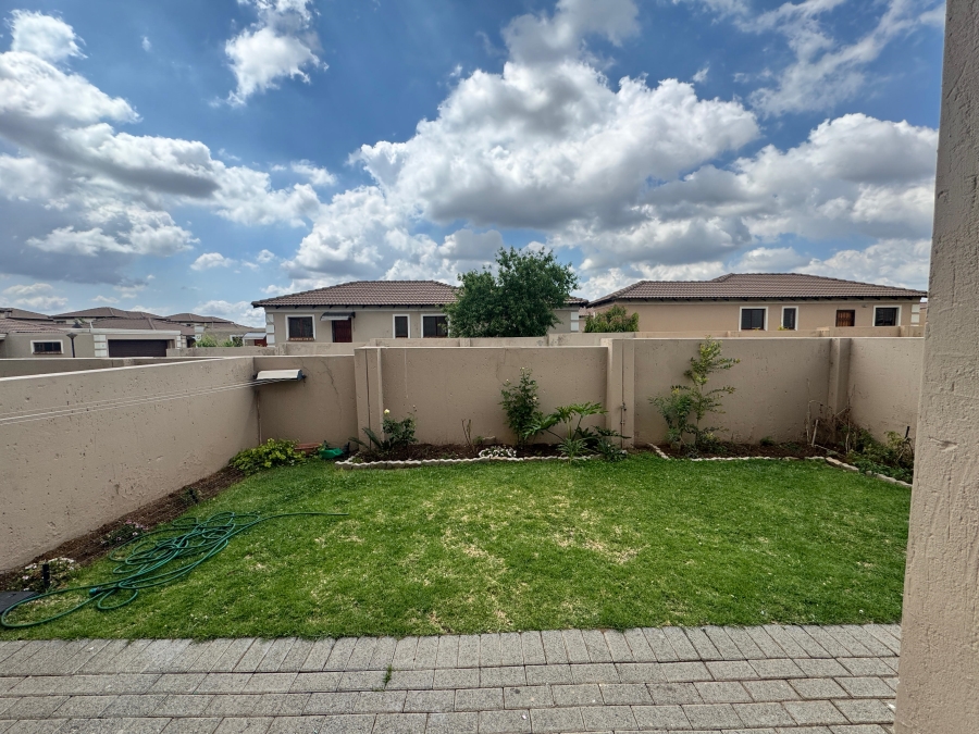 To Let 2 Bedroom Property for Rent in Arundo Estate Gauteng