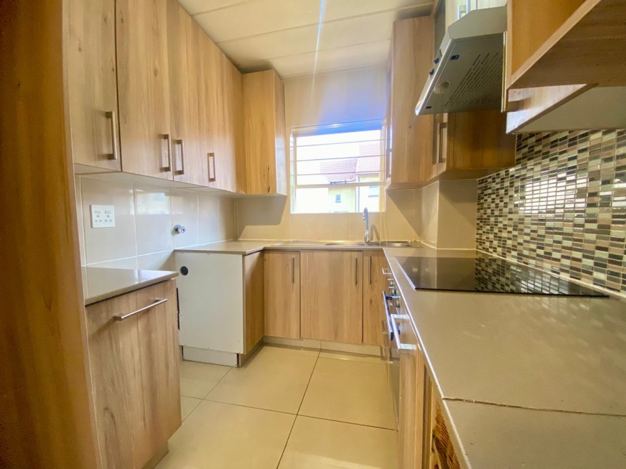2 Bedroom Property for Sale in Vorna Valley Gauteng