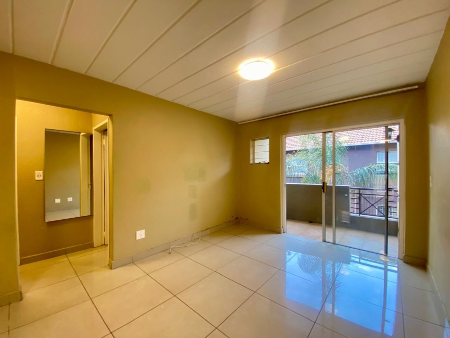 2 Bedroom Property for Sale in Vorna Valley Gauteng