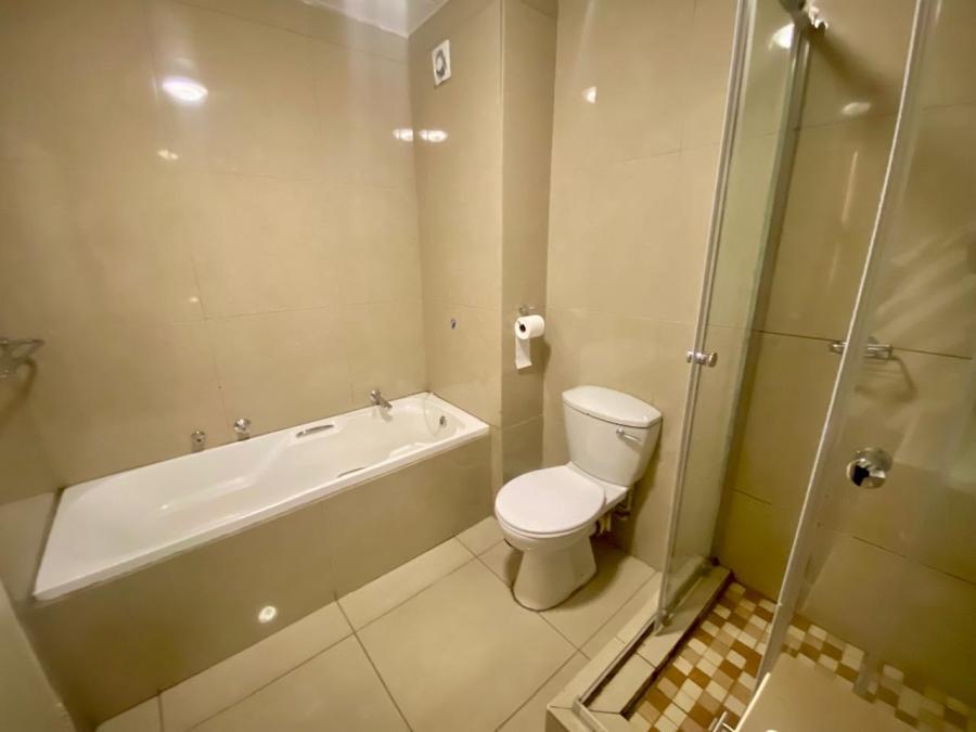 2 Bedroom Property for Sale in Vorna Valley Gauteng