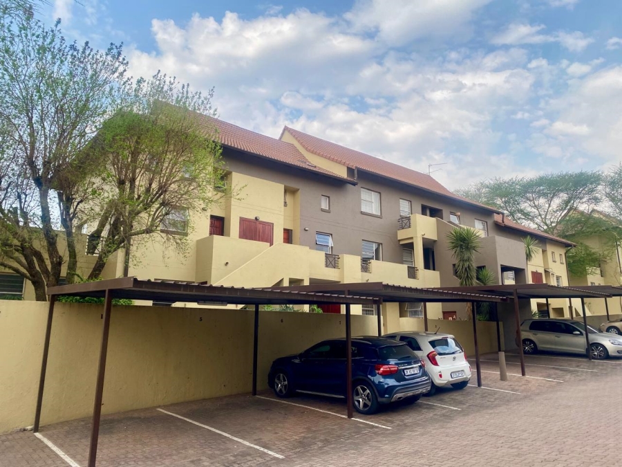 2 Bedroom Property for Sale in Vorna Valley Gauteng