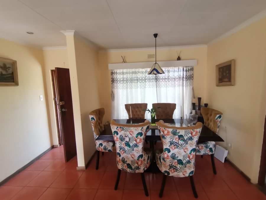 4 Bedroom Property for Sale in Brackendowns Gauteng