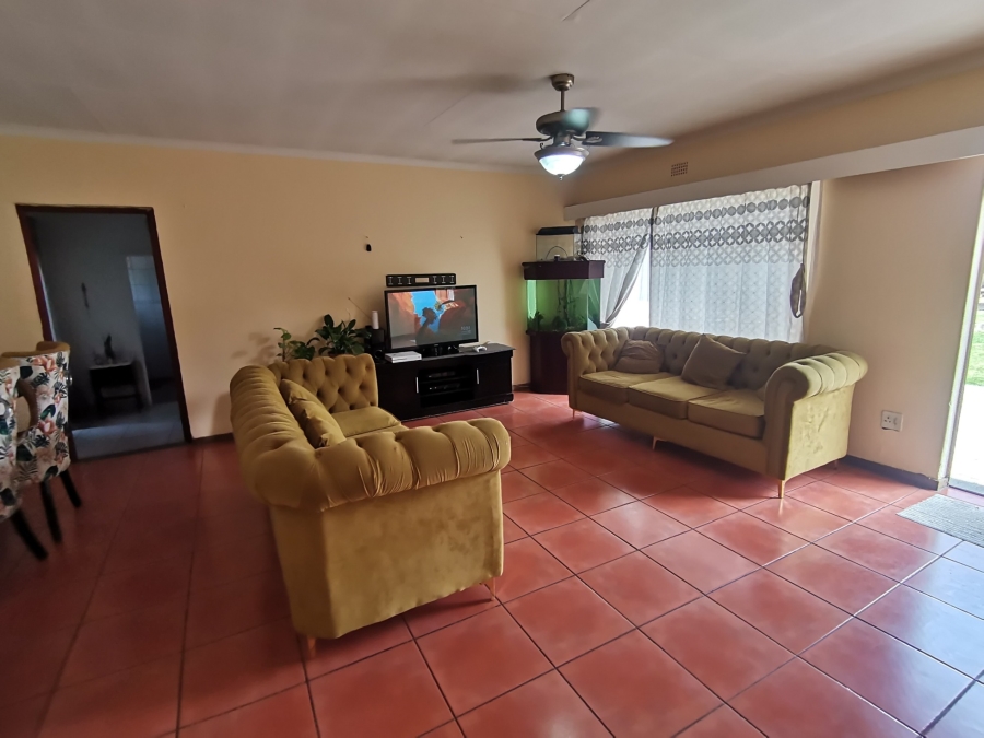4 Bedroom Property for Sale in Brackendowns Gauteng