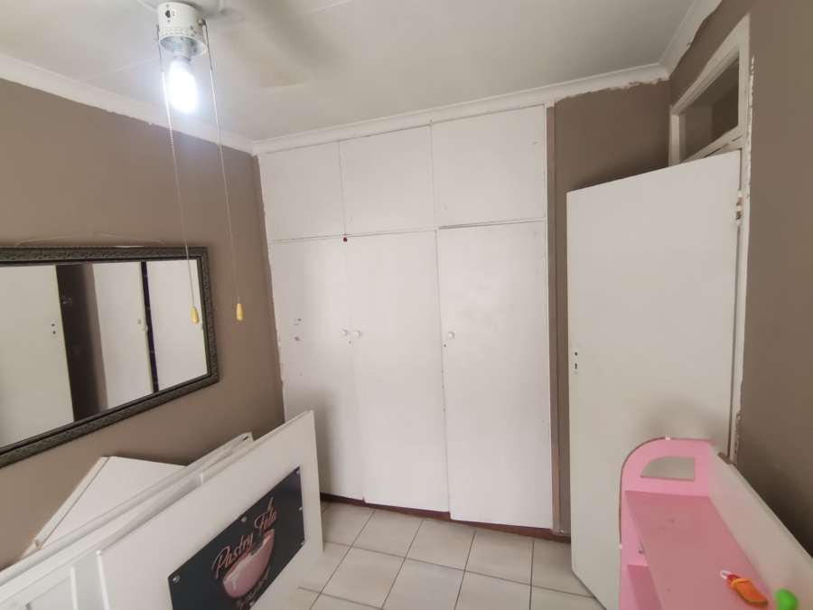 4 Bedroom Property for Sale in Brackendowns Gauteng