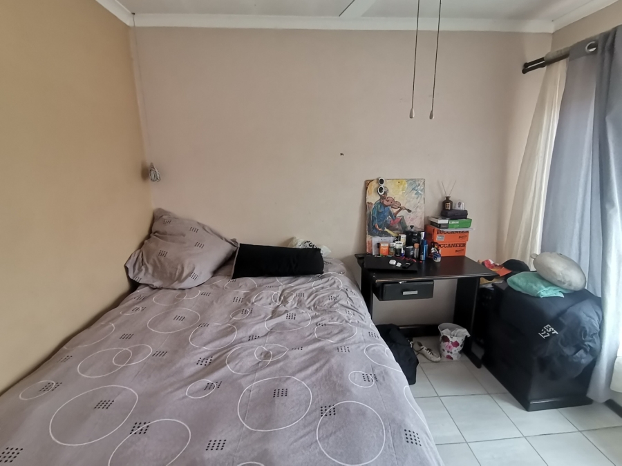 4 Bedroom Property for Sale in Brackendowns Gauteng