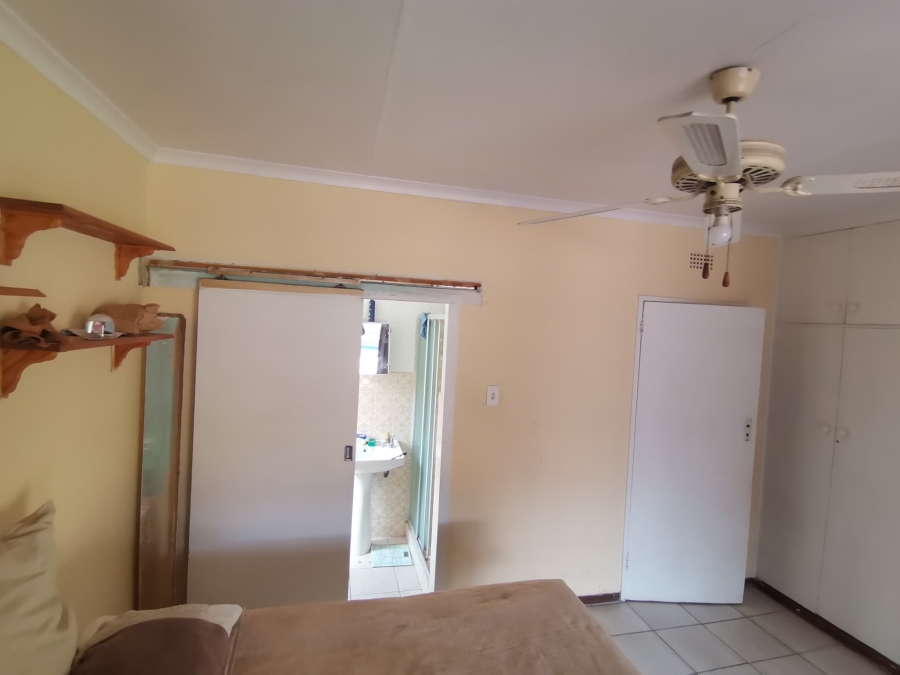 4 Bedroom Property for Sale in Brackendowns Gauteng