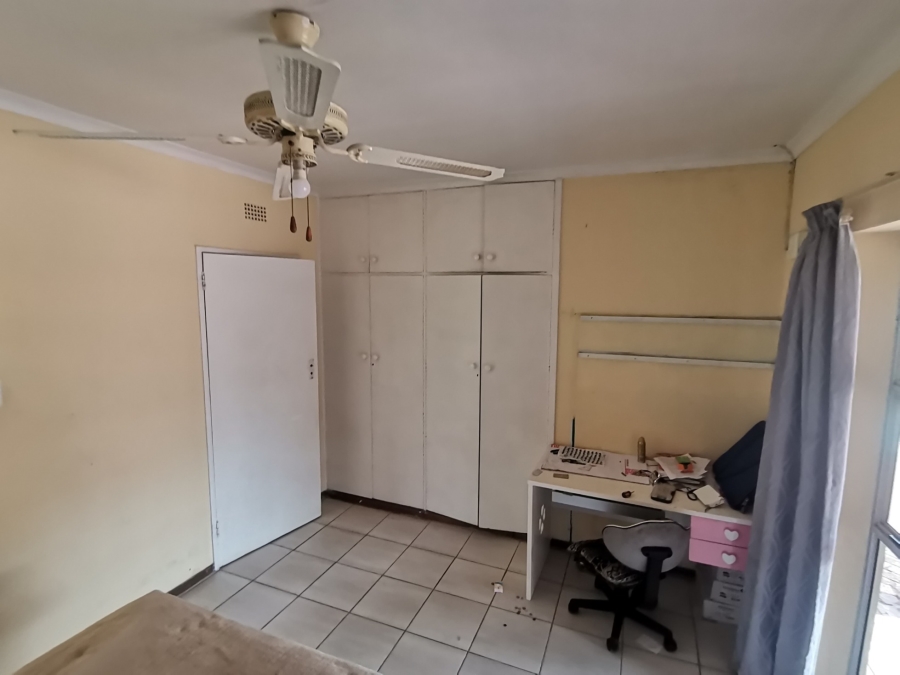 4 Bedroom Property for Sale in Brackendowns Gauteng