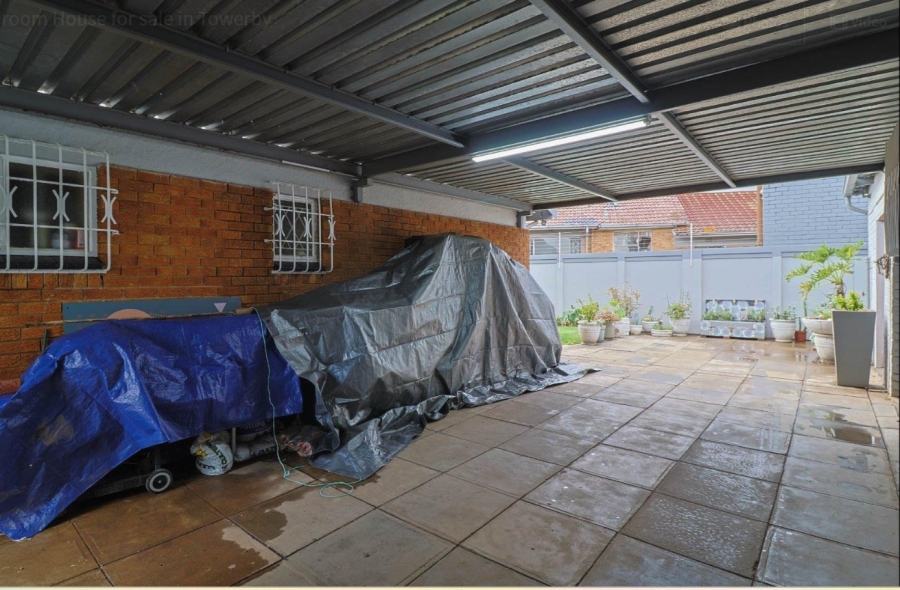 4 Bedroom Property for Sale in Towerby Gauteng