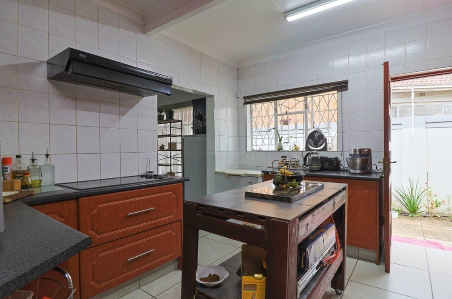 4 Bedroom Property for Sale in Towerby Gauteng