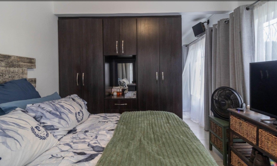 4 Bedroom Property for Sale in Towerby Gauteng