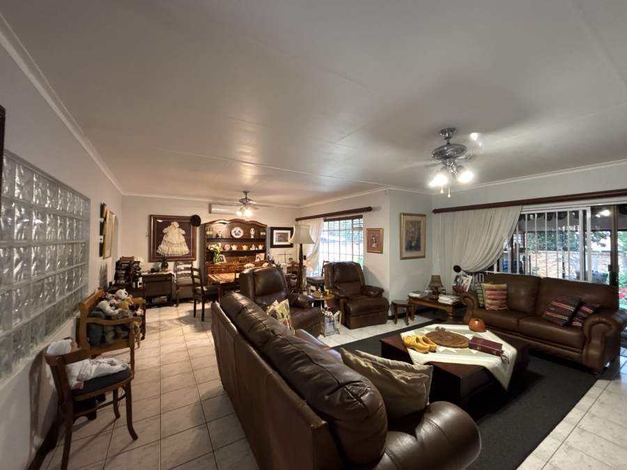 4 Bedroom Property for Sale in Sunward Park Gauteng