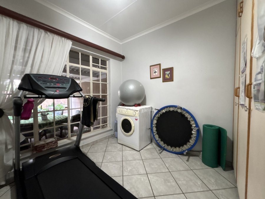4 Bedroom Property for Sale in Sunward Park Gauteng