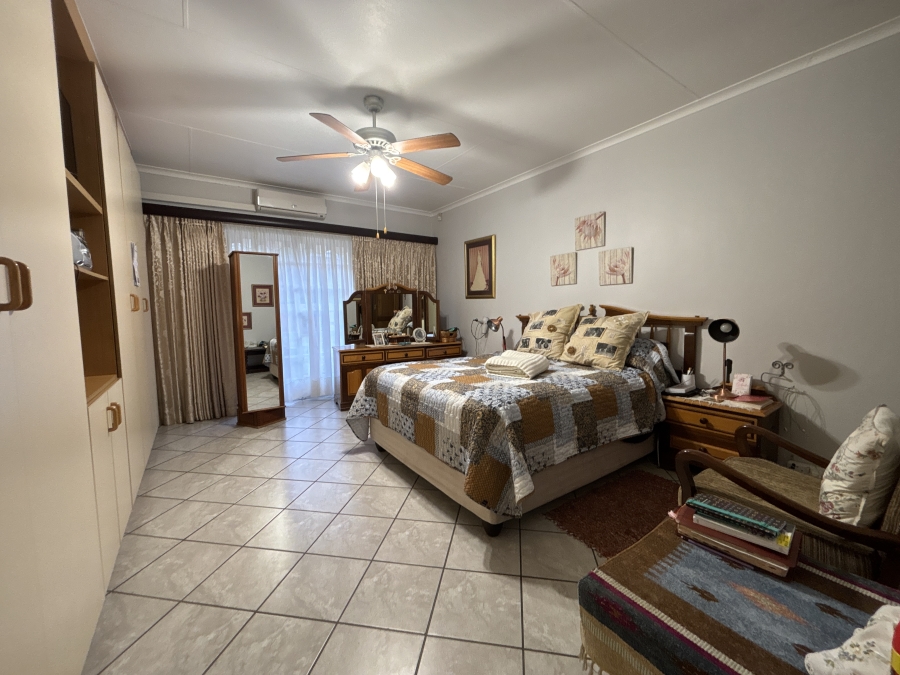 4 Bedroom Property for Sale in Sunward Park Gauteng