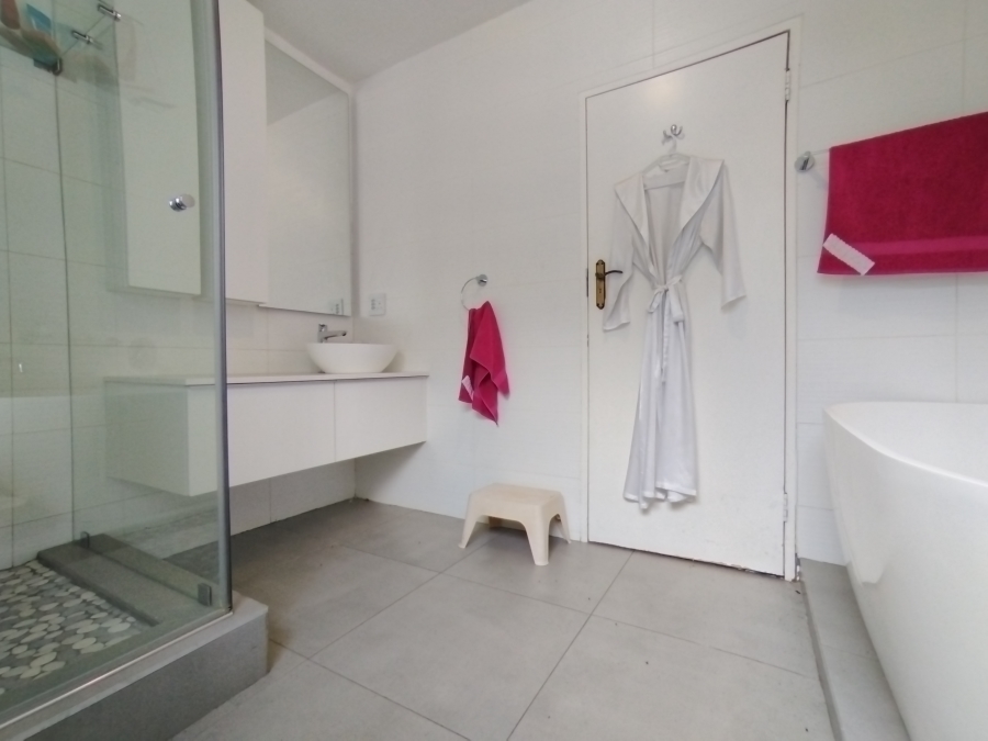 3 Bedroom Property for Sale in Menlyn Gauteng
