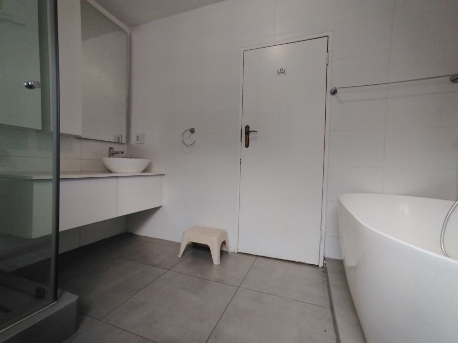 3 Bedroom Property for Sale in Menlyn Gauteng