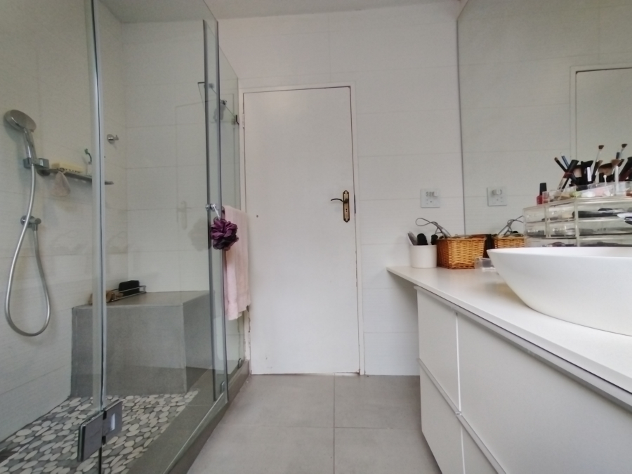 3 Bedroom Property for Sale in Menlyn Gauteng
